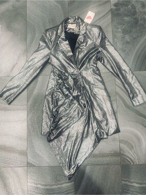 L’Atiste Shimmery Silver Draped Evening Blazer Dress NWT Size S